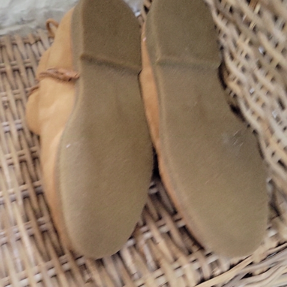 Comfort View Sienna Ankle Bootie, Womens 9.5 Tan Embroidered Heel, Zip Up - Picture 7 of 9